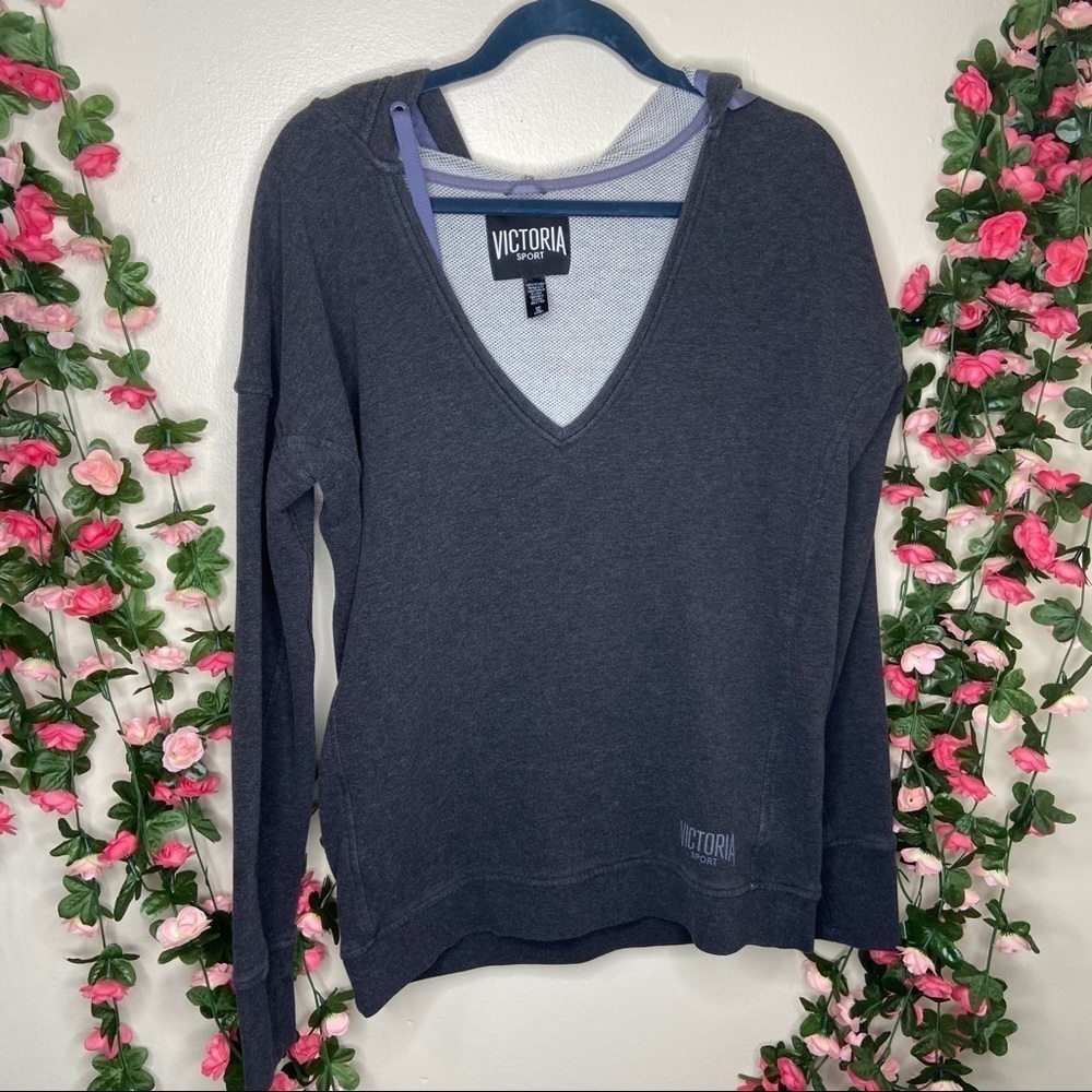 Victoria Sport Gray V-Neck Hooded Pullover Sweater Womens Small Casual Fitness